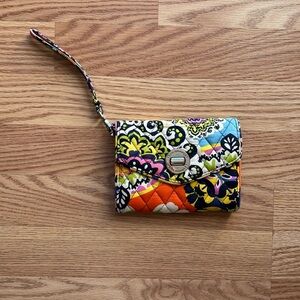 Vera Bradley Floral Turn Lock Wristlet Wallet 6.5x5